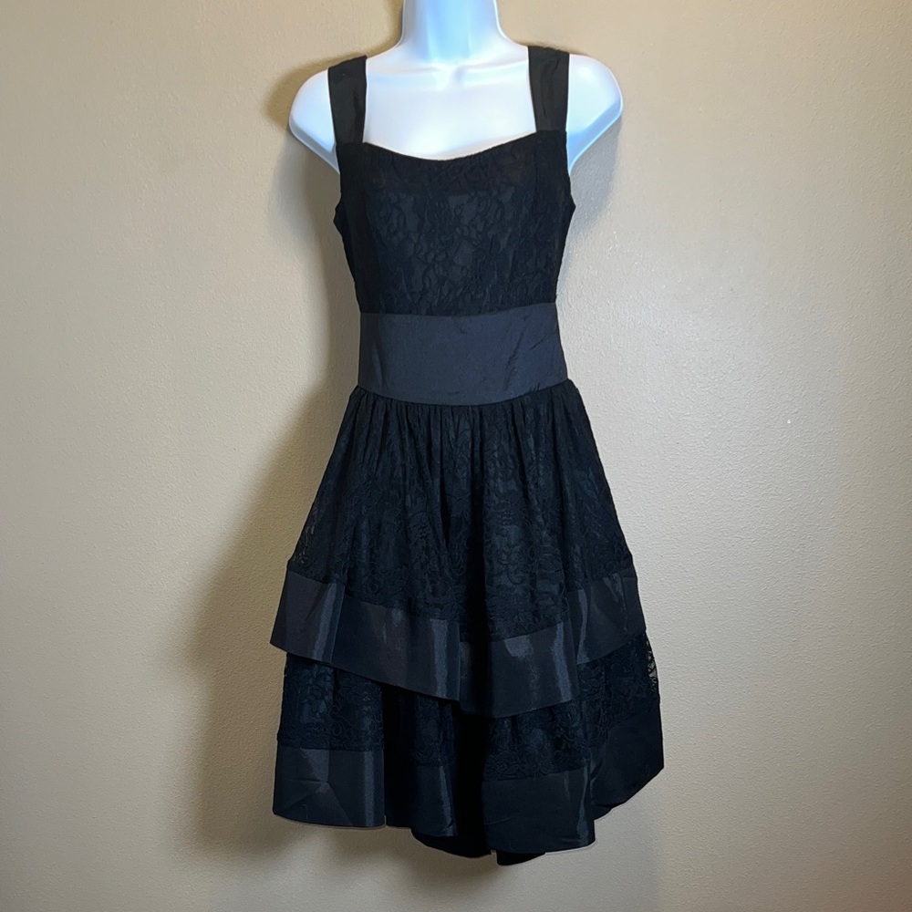 Elegant Black Lace Dress
